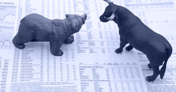 bear_and_bull_facing_off_on_a_stock_market_news_page