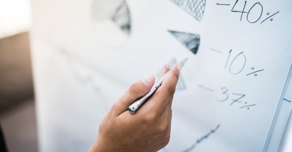 businessman_analysing_investment_charts